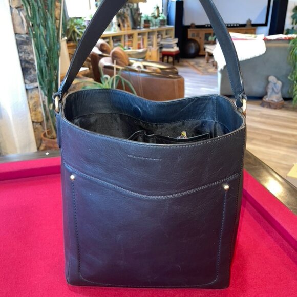 New Cole Hahn Black Bucket Purse - Picture 1 of 16